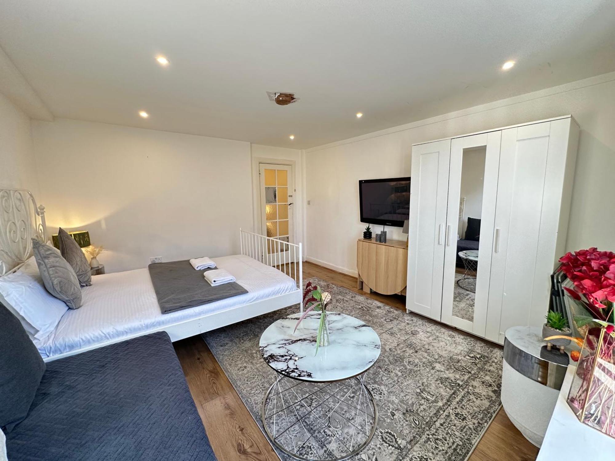 Oxford Street Flat *